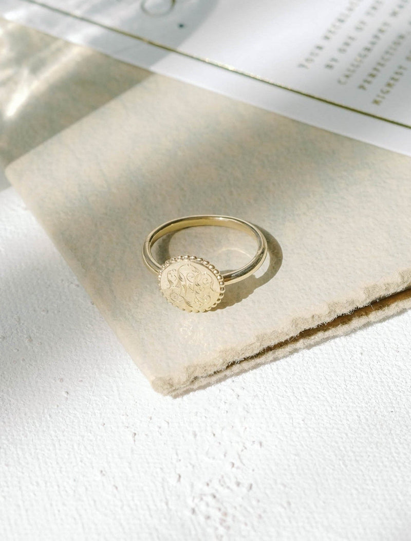 Emma Signet Ring
