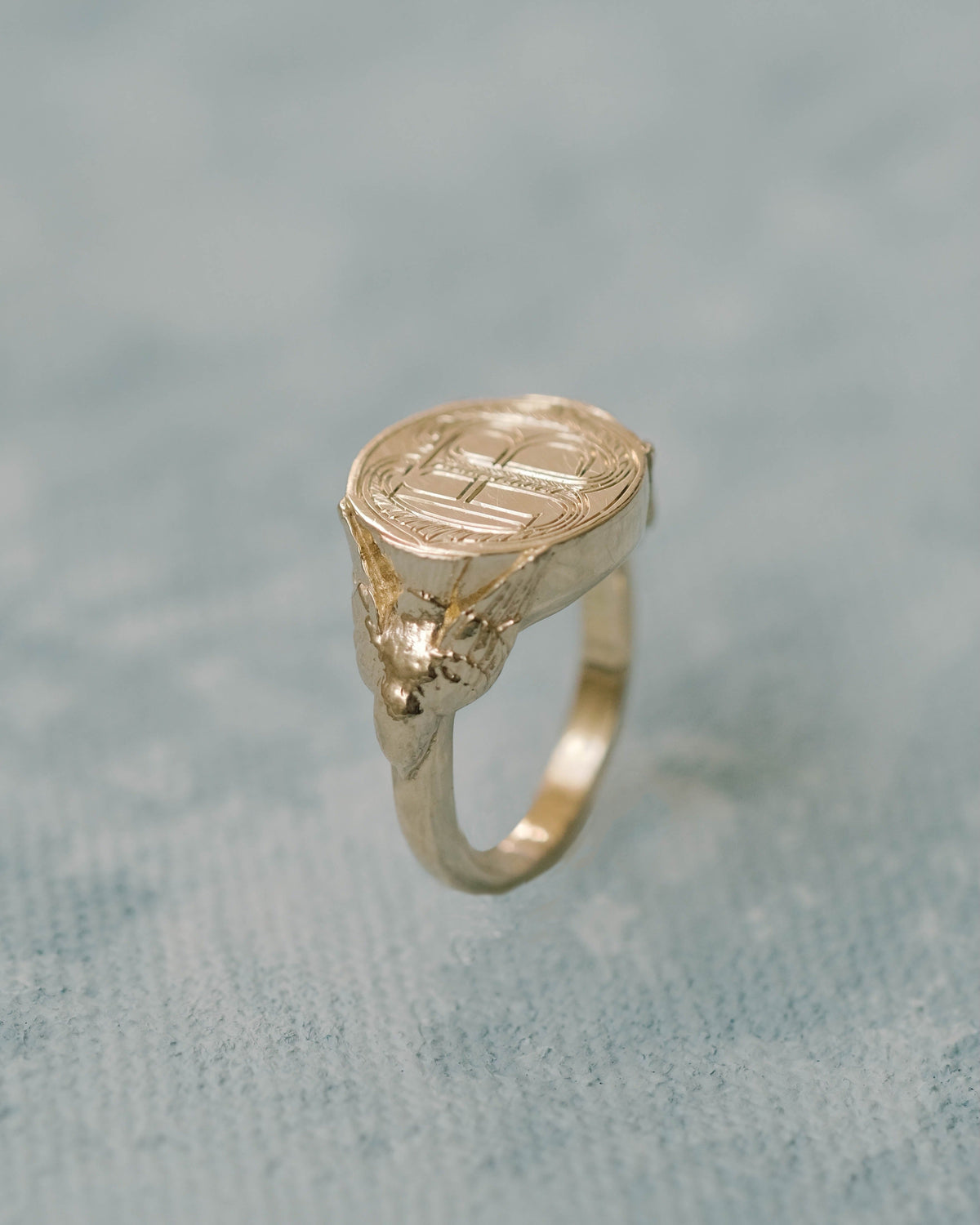 Sparrow Signet