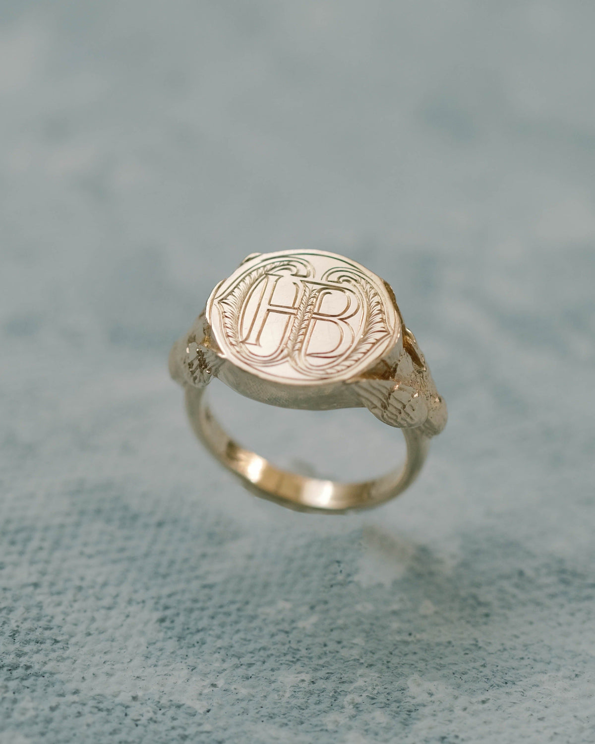 Sparrow Signet