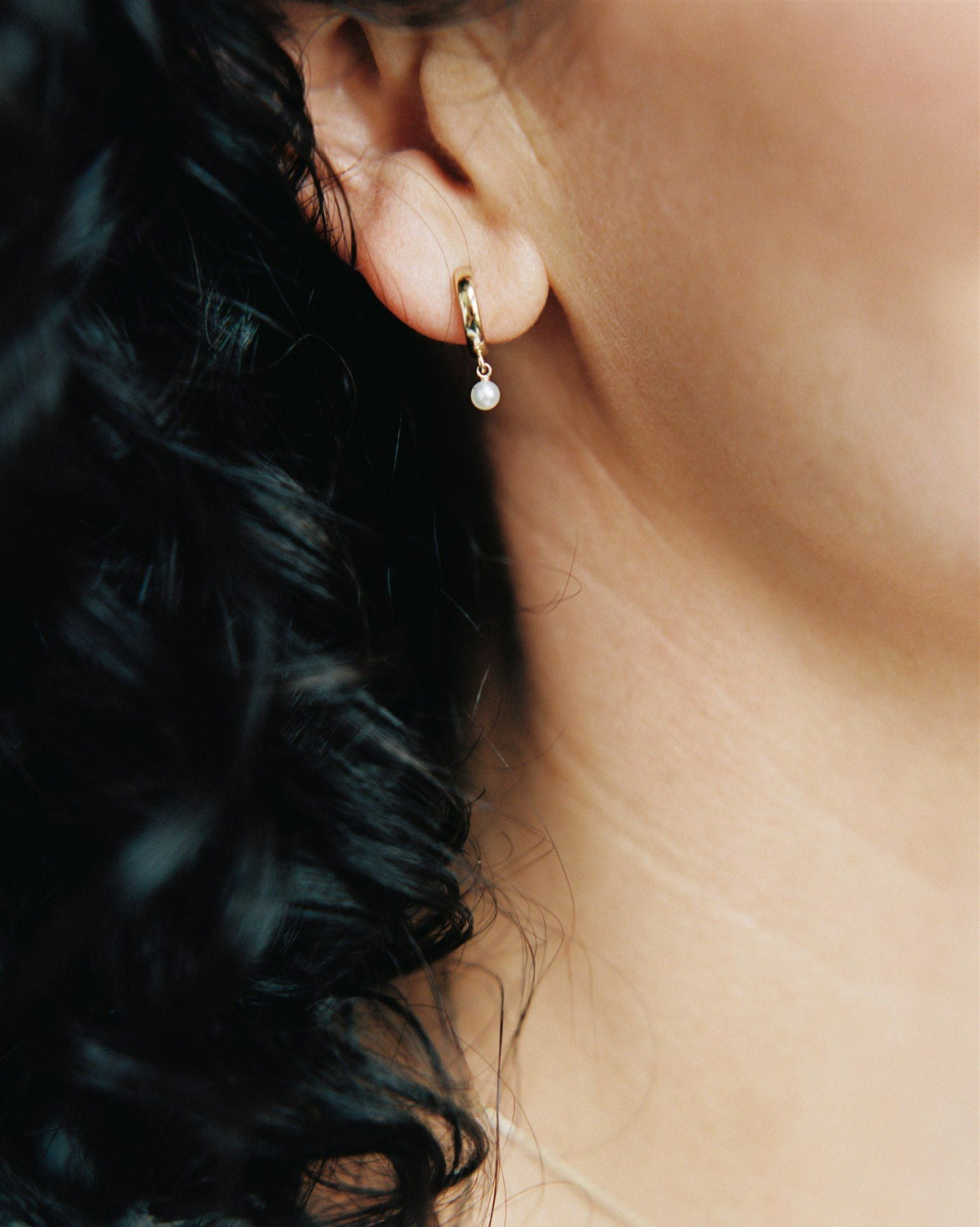 Amy Pearl Hoops